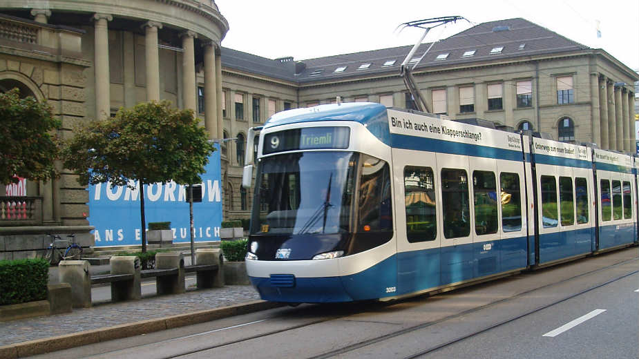 Cirih (5): Pogled iz tramvaja 1