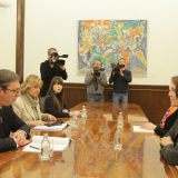 Vučić i Larkin saglasni: Stabilnost ključna u borbi protiv "odliva mozgova" 2