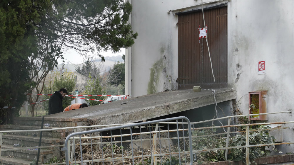 Italija: U metežu u noćnom klubu stradalo petoro maloletnika i žena 1