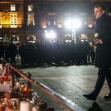 Makron posetio mesto napada u Strazburu 1