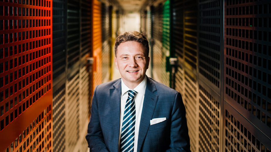 Jedinstvenа evidencijа o držаvljаnimа Srbije po prvi put u elektronskom obliku 1