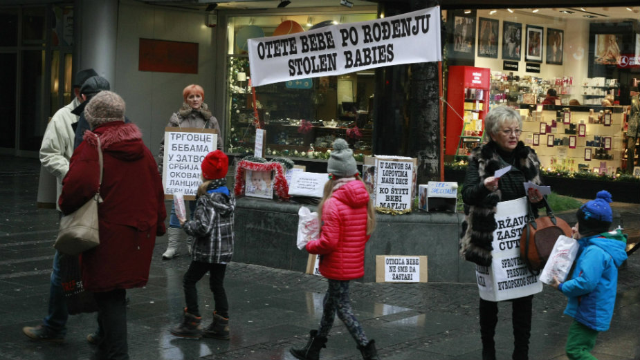 Roditelji nestalih beba najavili da se pridružuju protestima Jedan od pet miliona 1