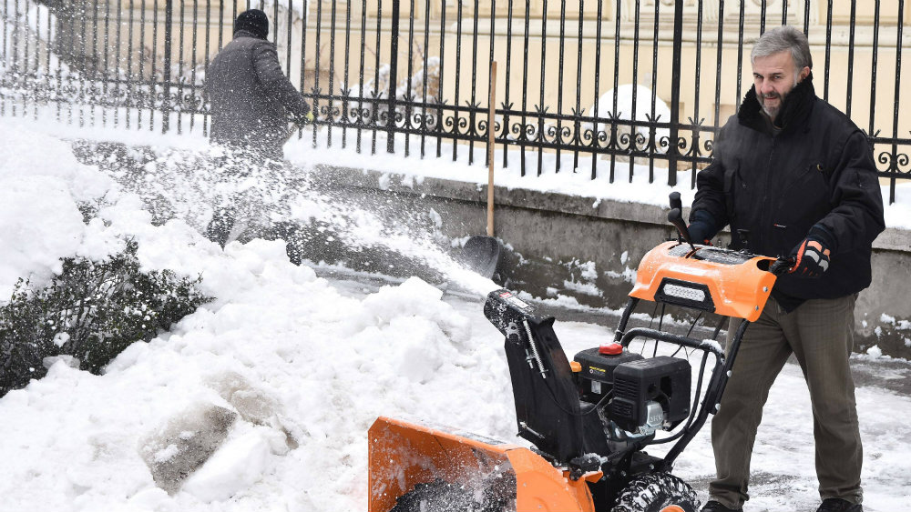 AMSS i Putevi Srbije apeluju na oprez vozača na Svetog Nikolu 2