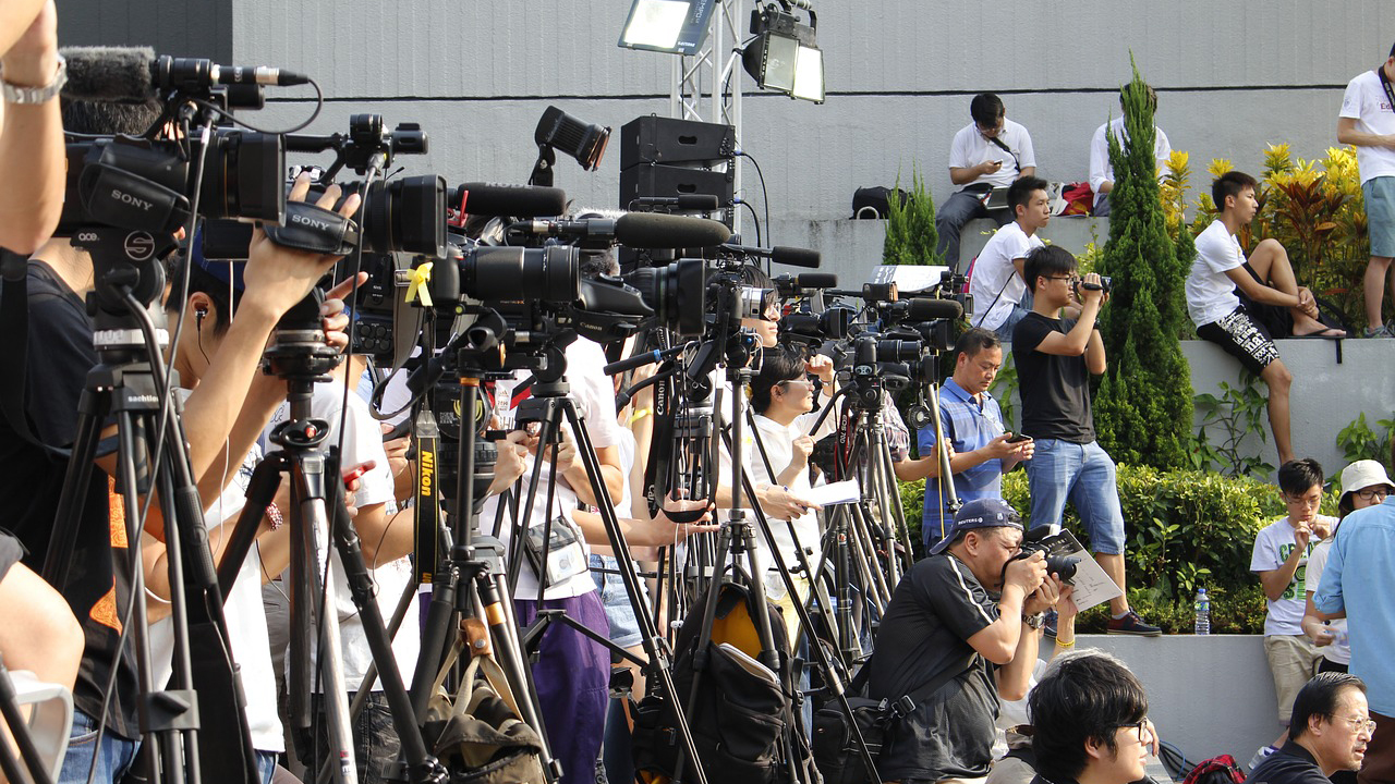 Izveštavanje o deci i profesionalni novinarski standardi 1