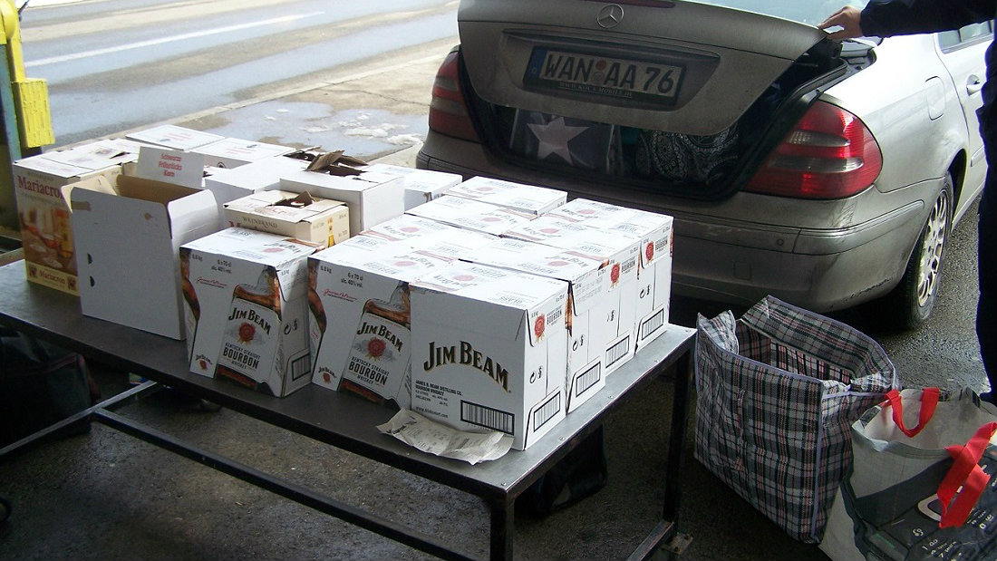 Na Gradini otkriven gepek pun žestokih pića 1