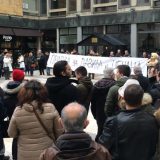 Protest Srce za Davida na platou ispred Filozofskog fakulteta 6