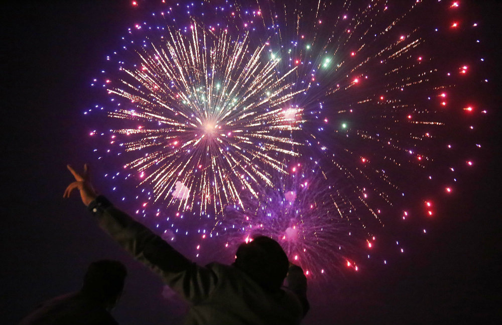 Vatrometi obeležili početak Nove godine u svetu (FOTO) 13