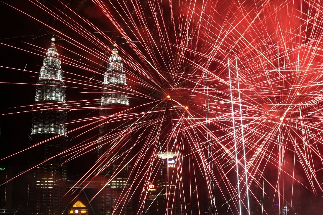 Vatrometi obeležili početak Nove godine u svetu (FOTO) 14
