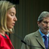 Mogerini i Han: Neprihvatljivo veličanje ratnih zločinaca 11