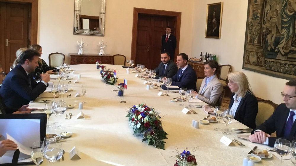 Srbija vraća stari klirinški dug Češkoj uplatom 9,8 miliona dolara 1