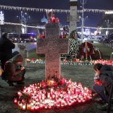 Na skupu u čast žrtava iz 1989. Rumuni zatražili više demokratije u zemlji 5