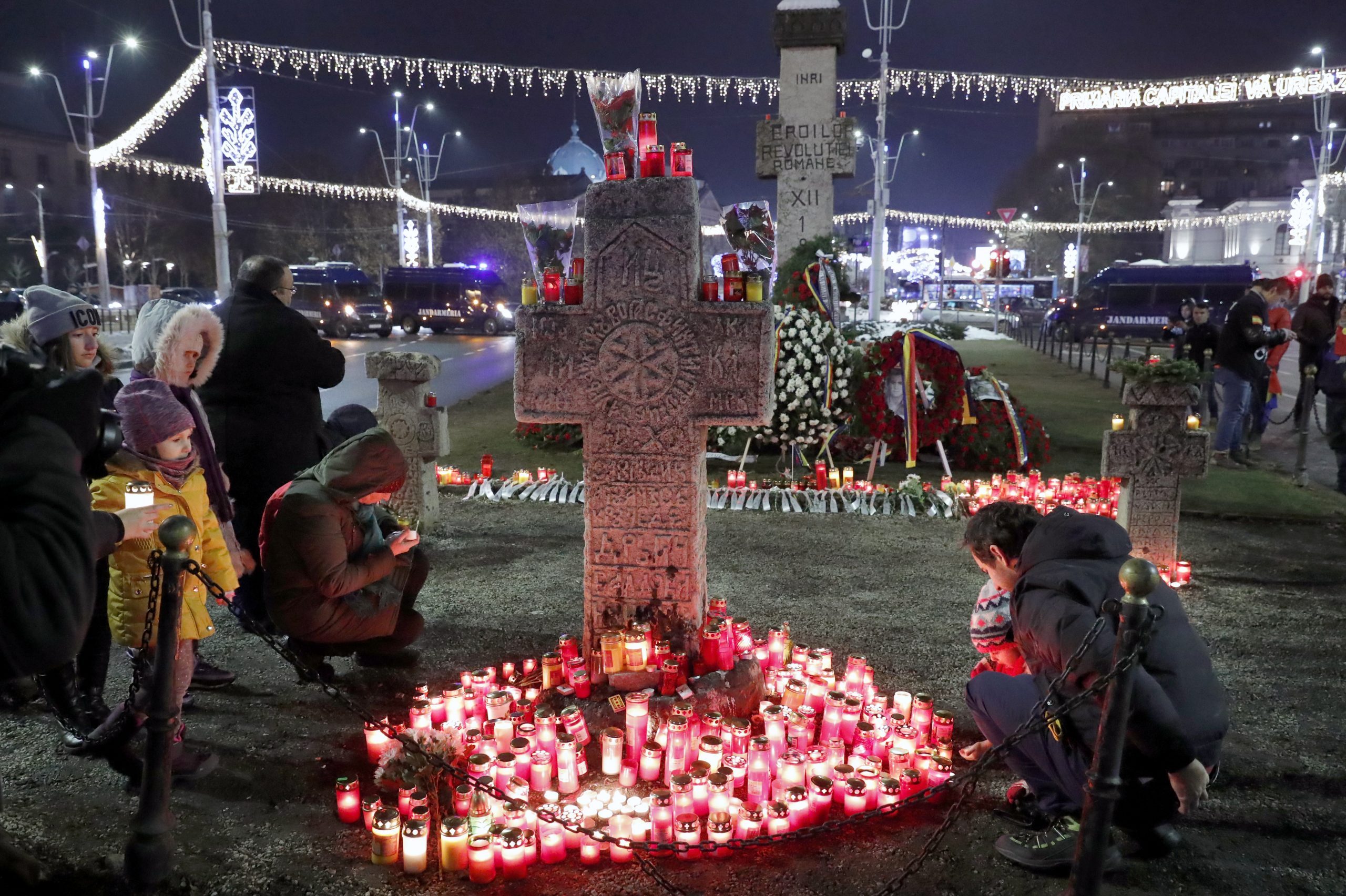 Na skupu u čast žrtava iz 1989. Rumuni zatražili više demokratije u zemlji 1