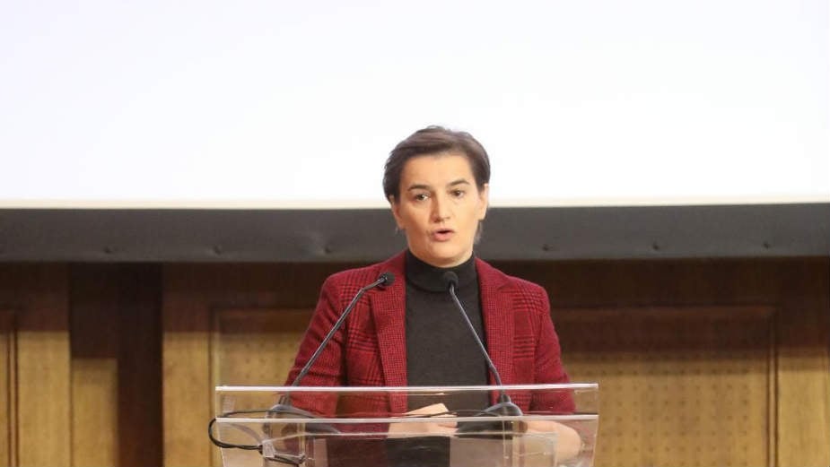 Brnabić: U Srbiji gotovo iskorenjeni ekstremni vidovi siromaštva 1