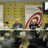 Server: Srbija odustala od suvereniteta na Kosovu 13