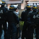 I policija najavljuje proteste protiv Makrona - spremaju se "plavi prsluci" 8