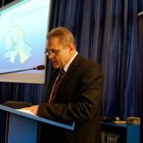 Daleko je zlatno doba 1