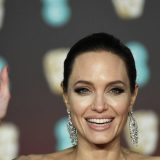 Džoli za EL magazin: Svetu je potrebno više opakih žena 3