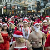 Trke Deda Mrazova u više zemalja sveta (FOTO) 9