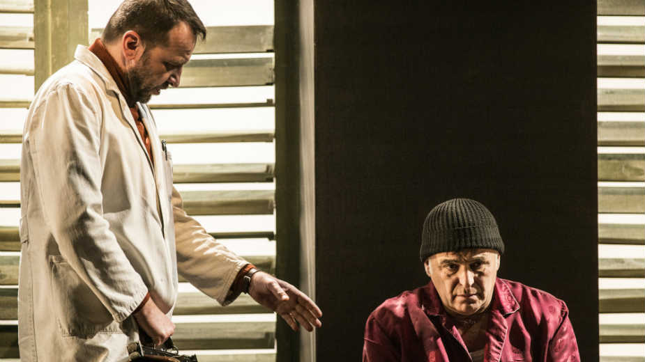 Razočarenje i raspad iluzija su teme ovog vremena 1