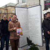 Omladine Narodne stranke predala bukvar redakciji Studija B 2