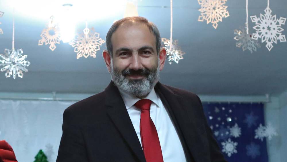 Pašinjan - ubedljiv pobednik u Jermeniji 1