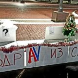 Klizalište "vraćeno" iz Sivca u Apatin, pa brzo razmontirano 10