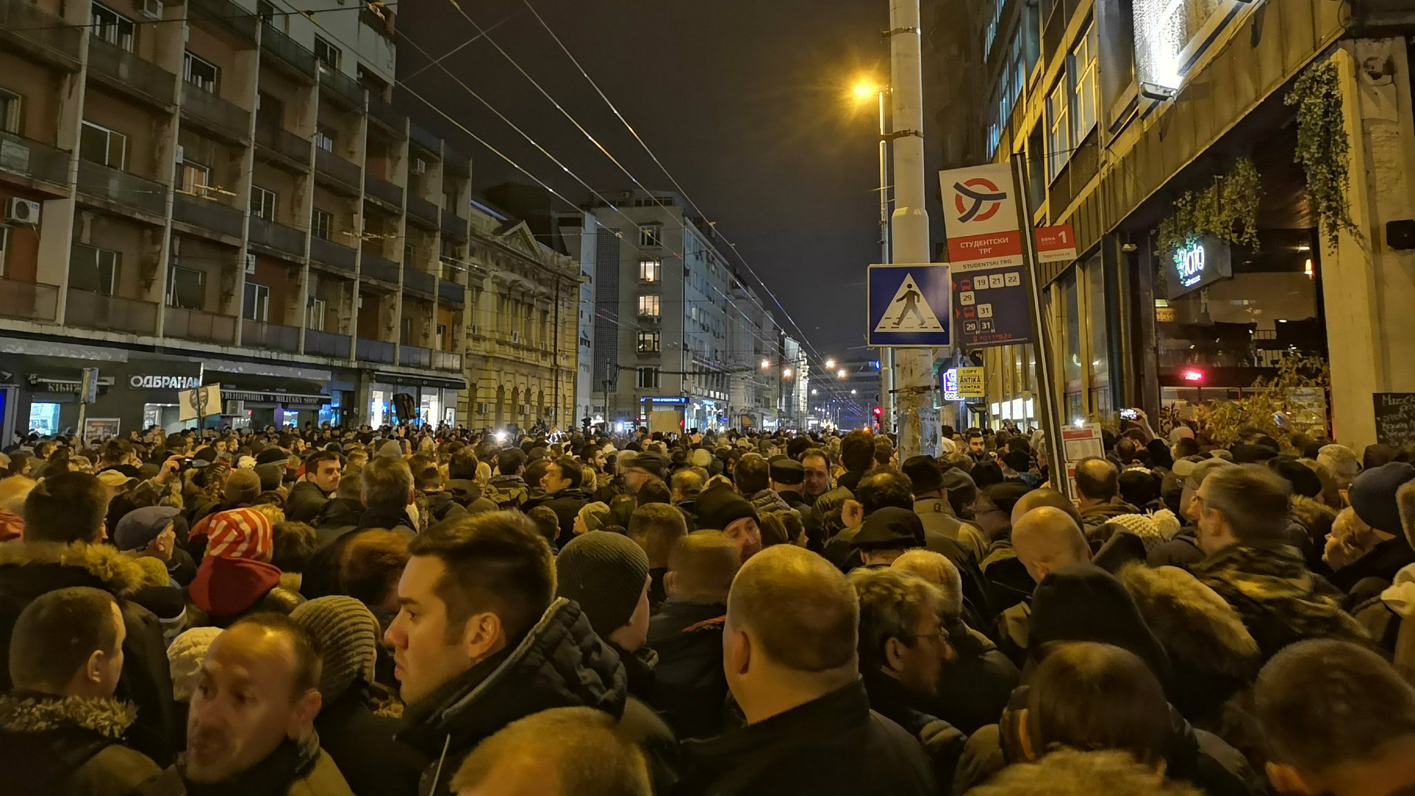 TV Šabac uživo prenosila protestni miting "Stop krvavim košuljama" 1