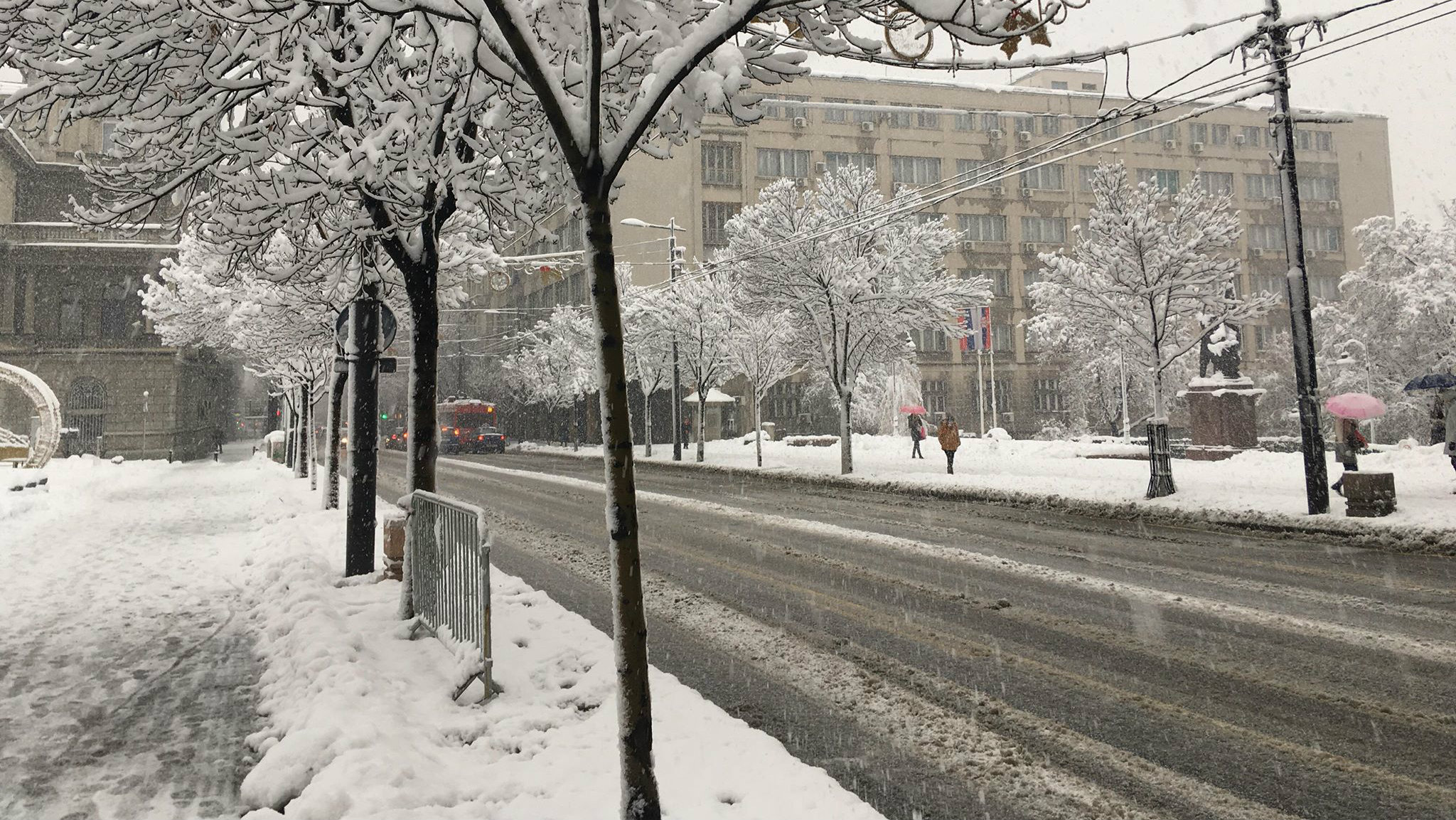 Oprez vozačima: Očekuje se formiranje snežnog pokrivača 1
