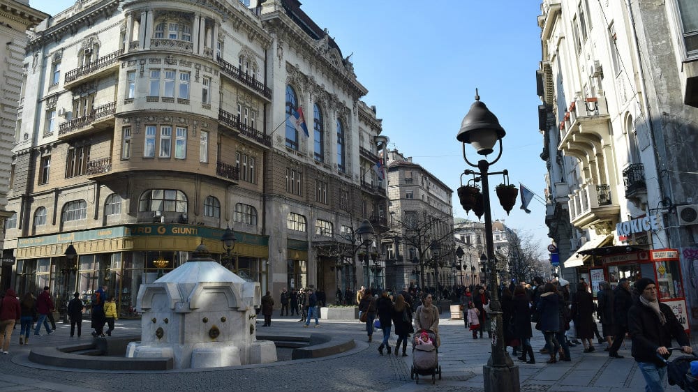 Kako je serija "Jutro će promeniti sve" uticala na medije i mlade u Srbiji? 1