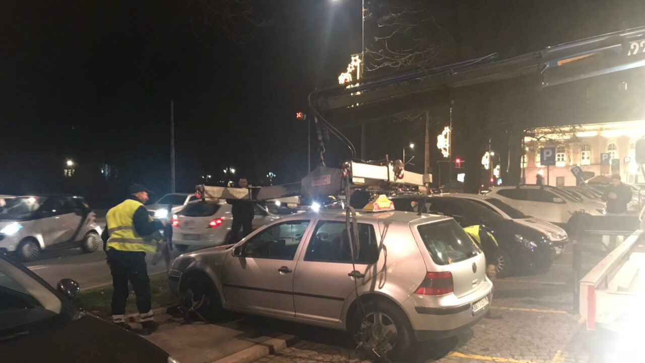 Zaplenjena još četiri taksi vozila bez dozvole 1