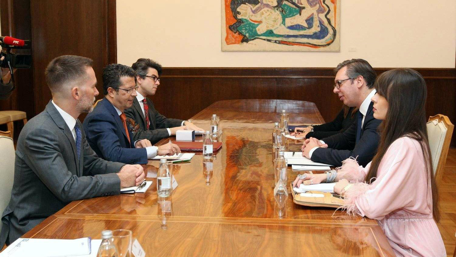 Vučić sa Oricijem o unapređenju medijske atmosfere u Srbiji 1