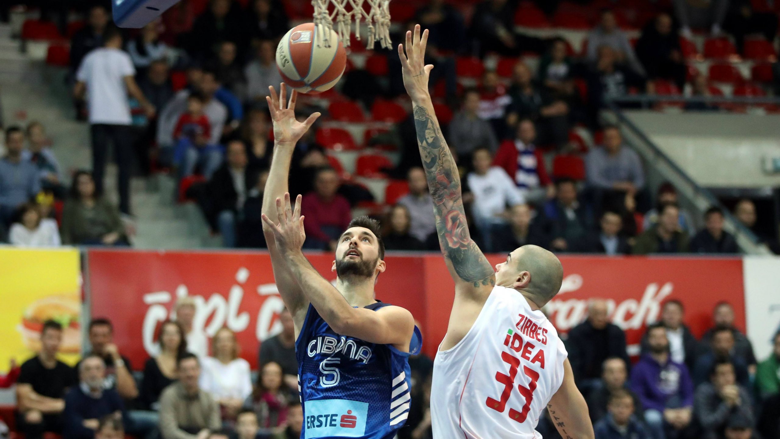 Zvezda pobedila Cibonu u Zagrebu 1