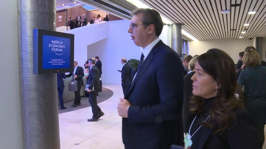 Vučićevo učešće na tribini u Davosu - presedan 1