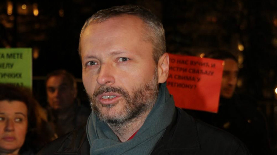 Režim smeniti kao u Makedoniji 1