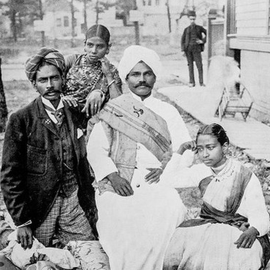 Trinaest neverovatnih činjenica o pasošima 6 stara porodična fotografija