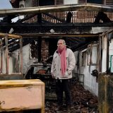 O čemu je sve pisao novinar kome je zapaljena kuća? 1