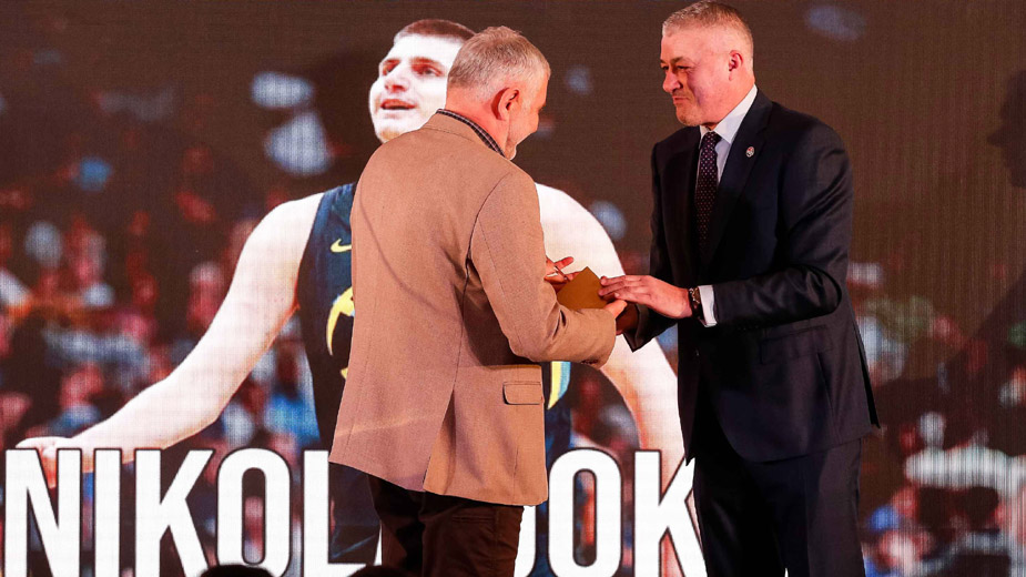 Jokić i Crvendakić za sve počasti 1