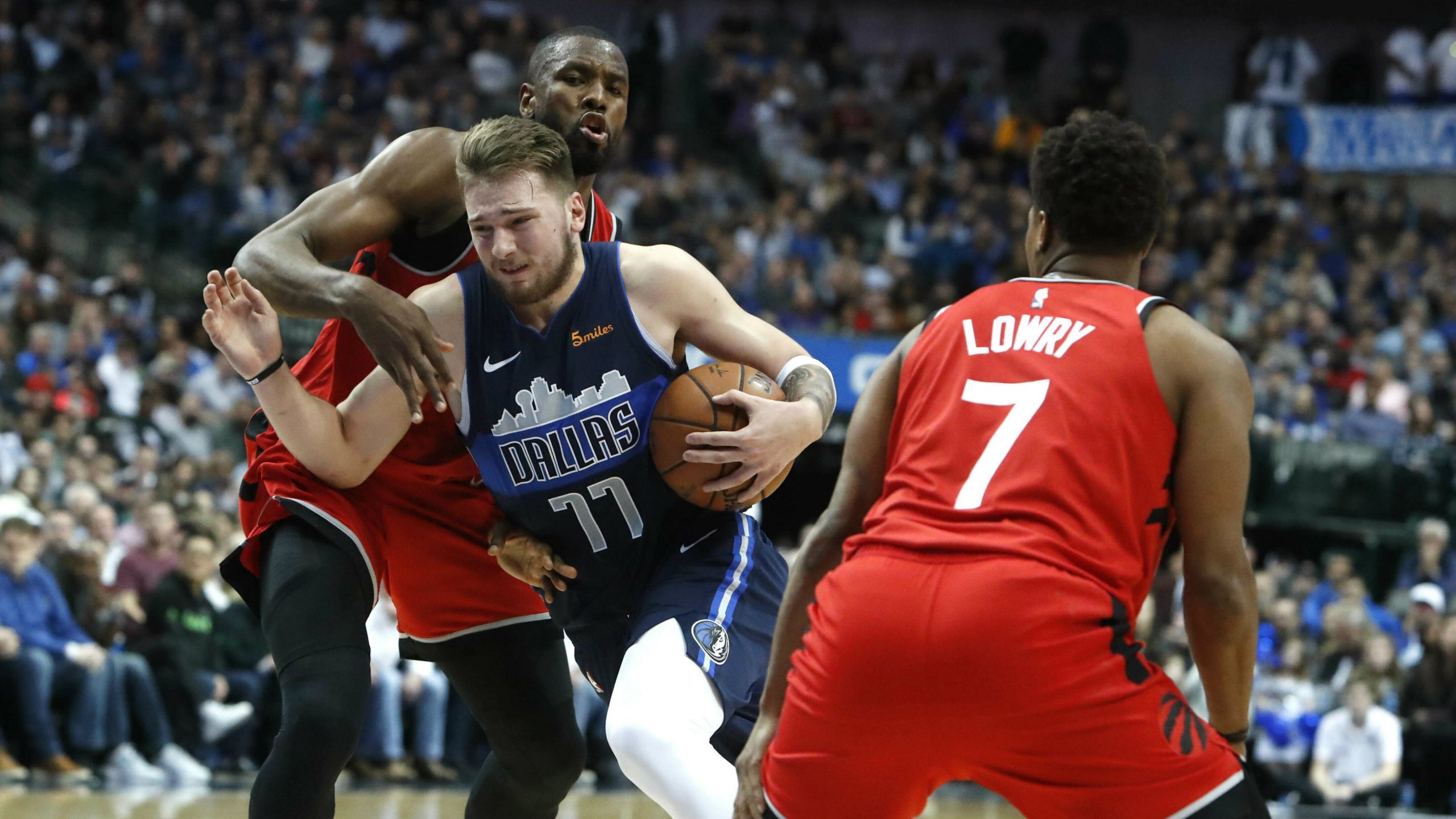 Dončić rame uz rame sa Lebronom 1