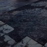 Brza popravka kamenih kocki ispred Hrama pred doček Putina (VIDEO) 3