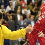 Hvale rivala, nadaju se čudu 13