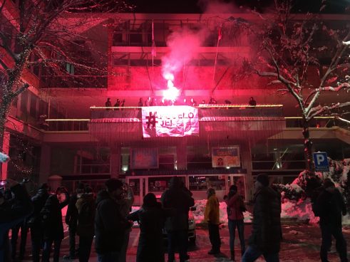 Protest "1 od 5 miliona": U rukama Vučića izvršna i zakonodavna vlast (VIDEO) 9