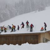 Lavine i poplave prave probleme u Austriji i Nemačkoj 14