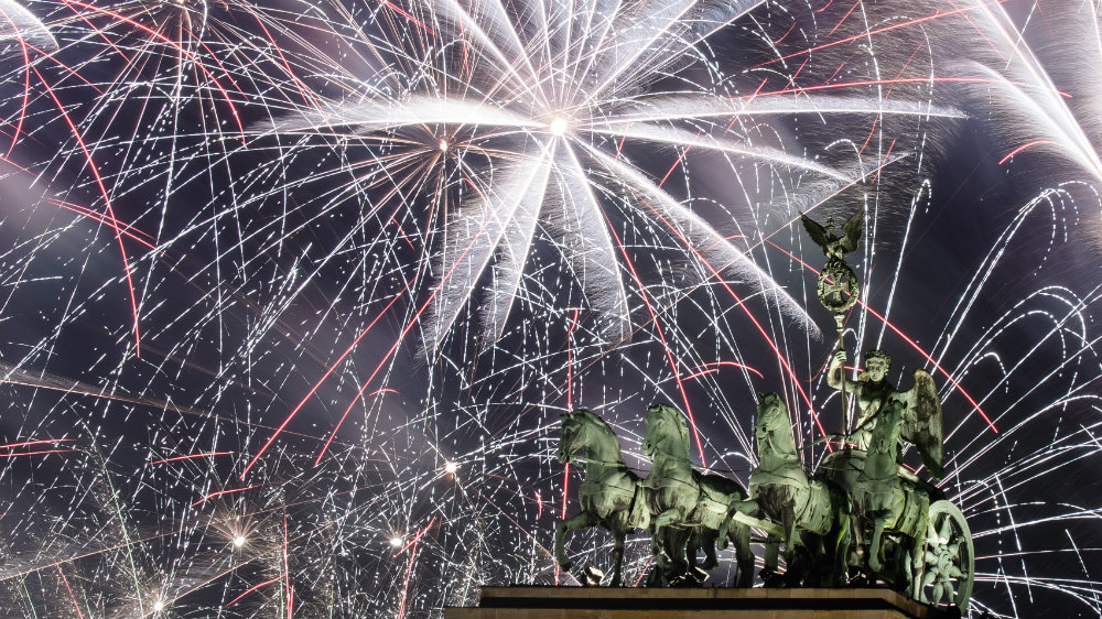 Vatrometi obeležili početak Nove godine u svetu (FOTO) 1