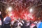 Desetak hiljada ljudi dočekalo Novu godinu u Beogradu (FOTO) 4