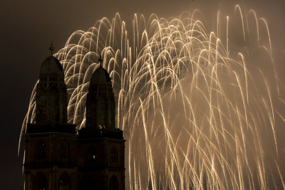 Vatrometi obeležili početak Nove godine u svetu (FOTO) 9