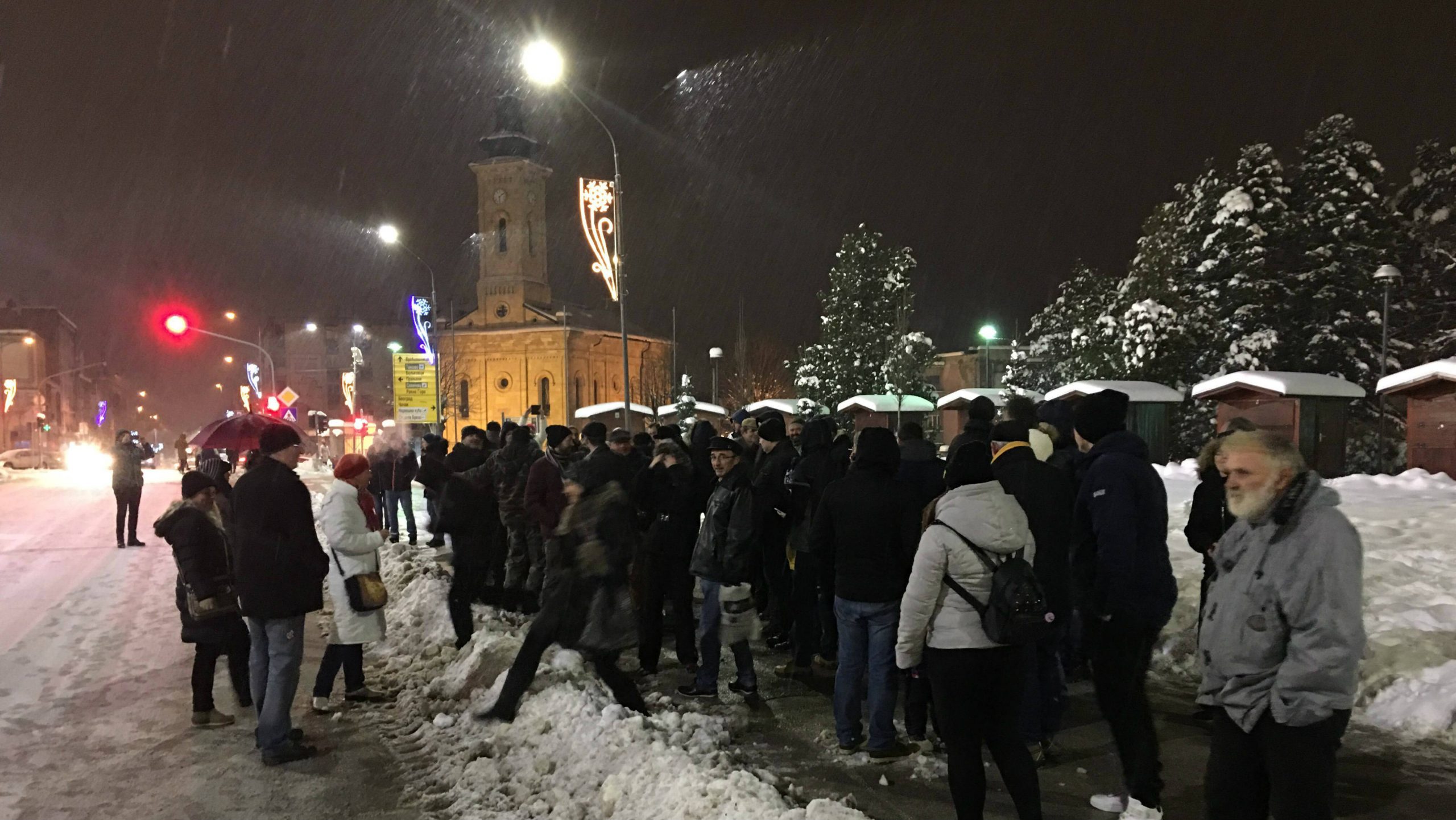 U Gornjem Milanovcu dočekani aktivisti Lokalnog fronta 1
