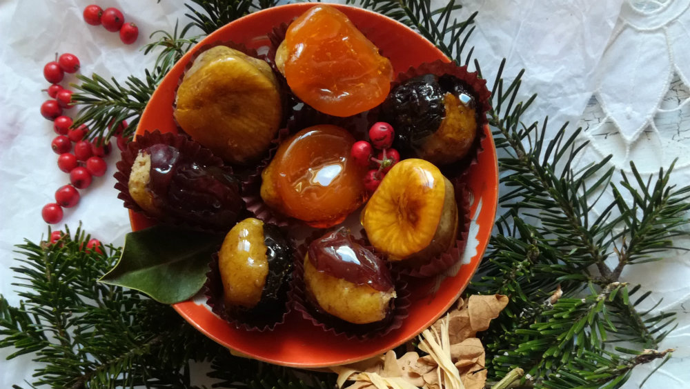 Slatkiš za Badnji dan: Punjeno suvo voće (recept) 1