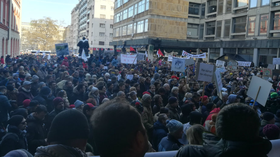 Nekoliko hiljada građana na protestu protiv MHE (VIDEO) 2