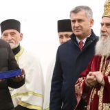 Patrijarh Irinej uručio gradonačelniku „Bogojavljenski krst” 6