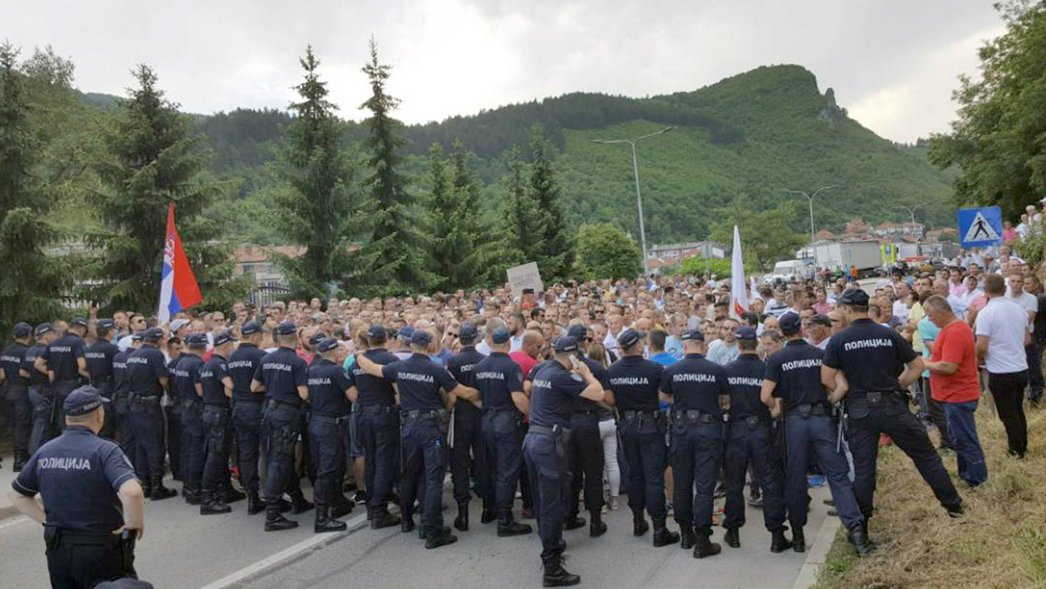 Malinari iz zapadne Srbije se prudružuju protestima u Beogradu 1